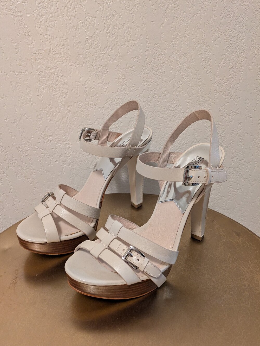 MICHAEL Michael Kors Grace White Leather Strappy Platform Sandals Size 9